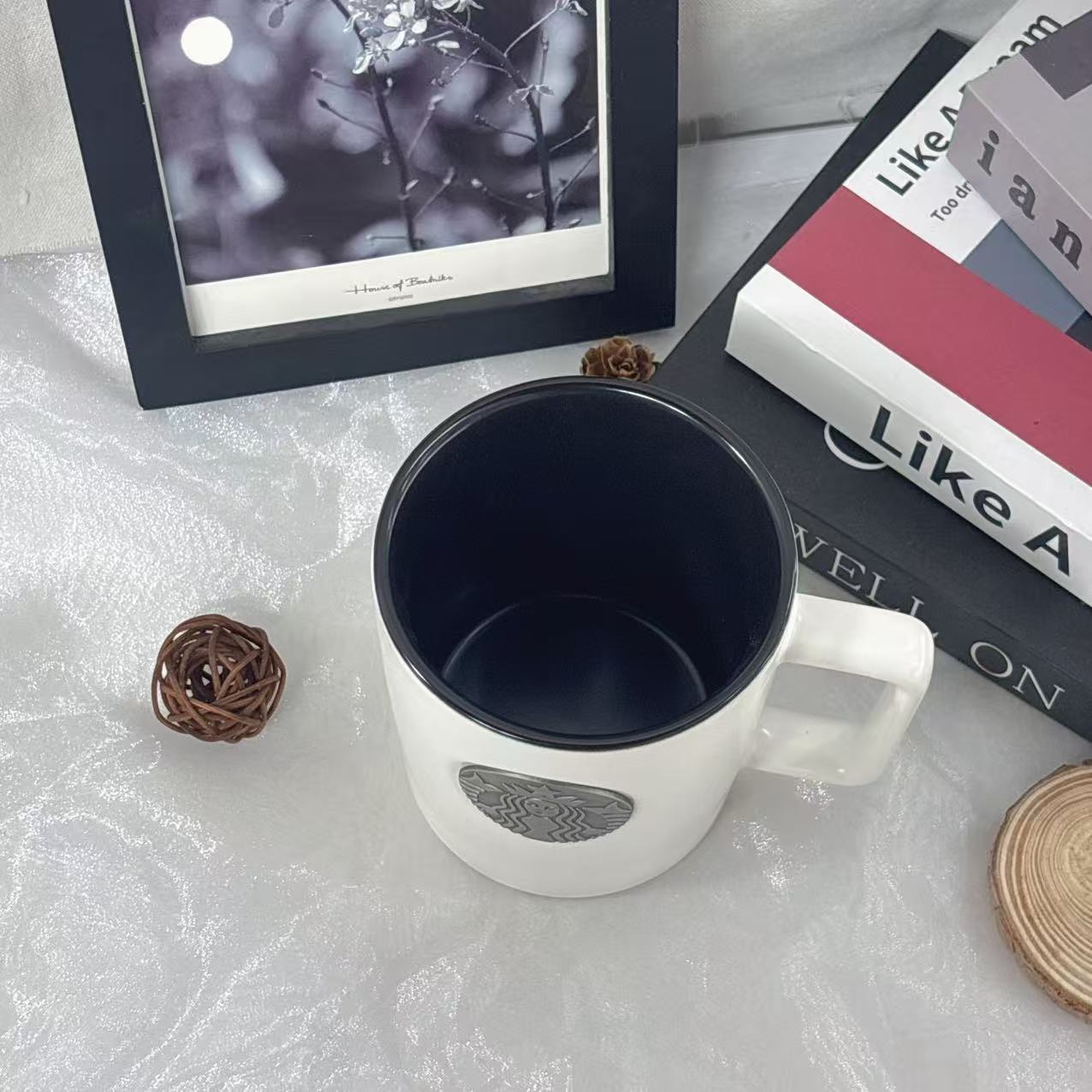Starbucks 450ml Black and Whit - مراجعة Coffee Tea Logo وسعره