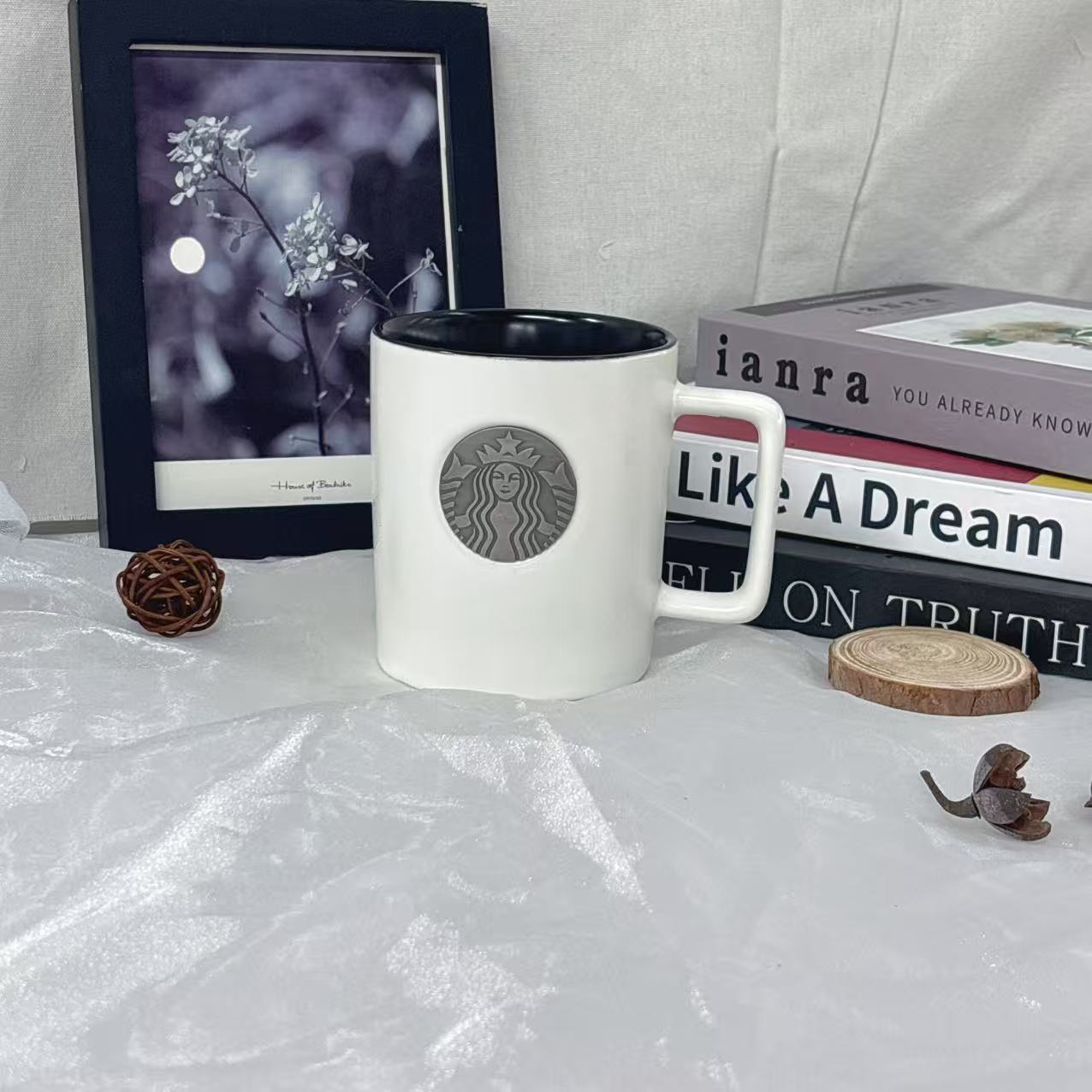 Starbucks 450ml Black and Whit - مراجعة Coffee Tea Logo وسعره